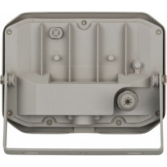 V3H1F01001E370BB4D71934476A320C9671R7227617P7