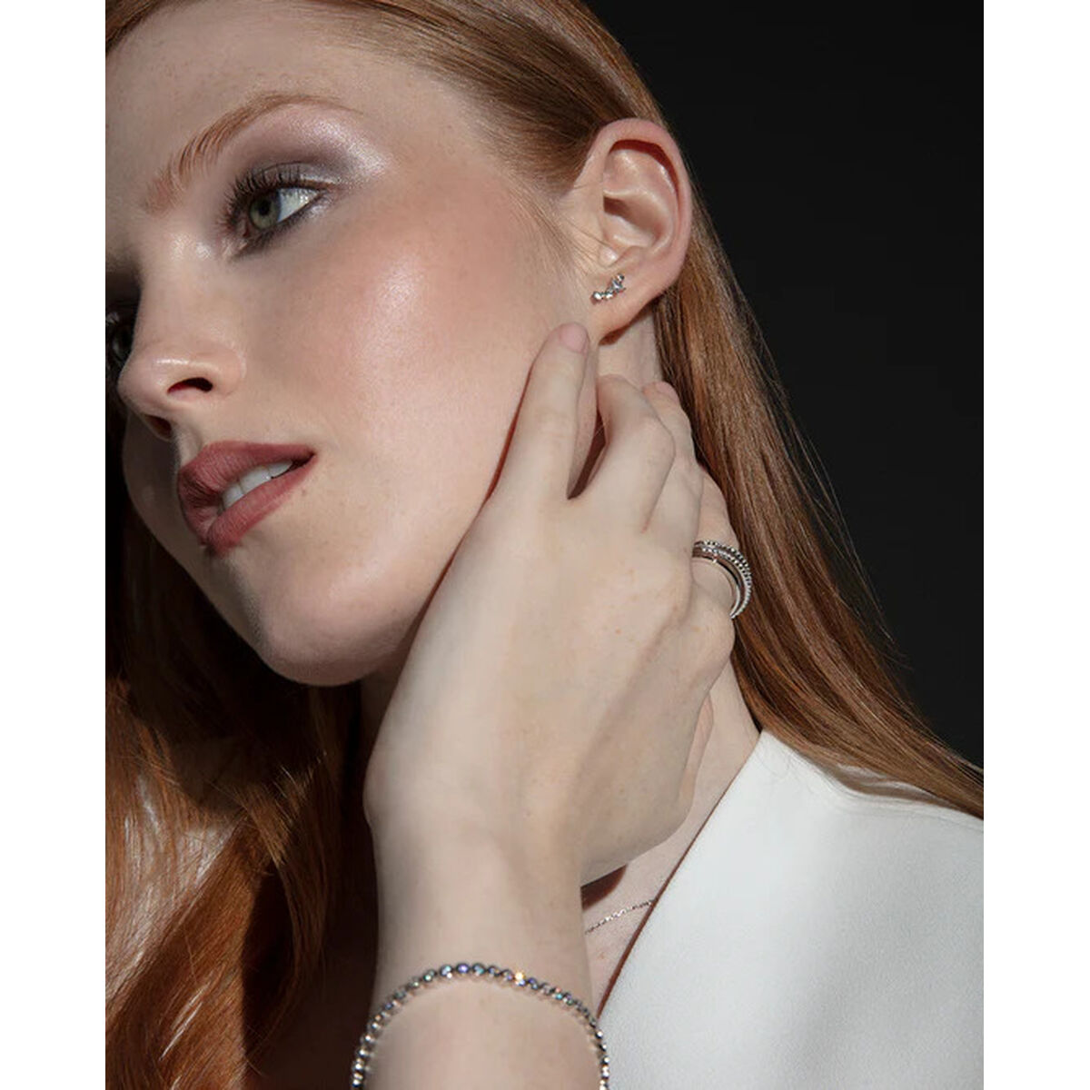 V4HAEBEDD2B01047102C17B2D73C8730667R6828237P2