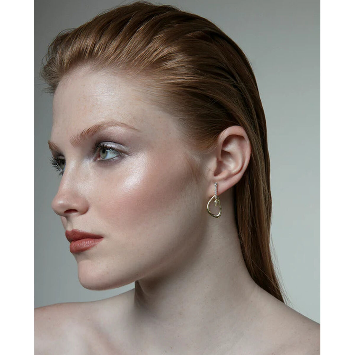 V2HE396D303D62F50D63B6FA5A2E69900ECR6819259P2