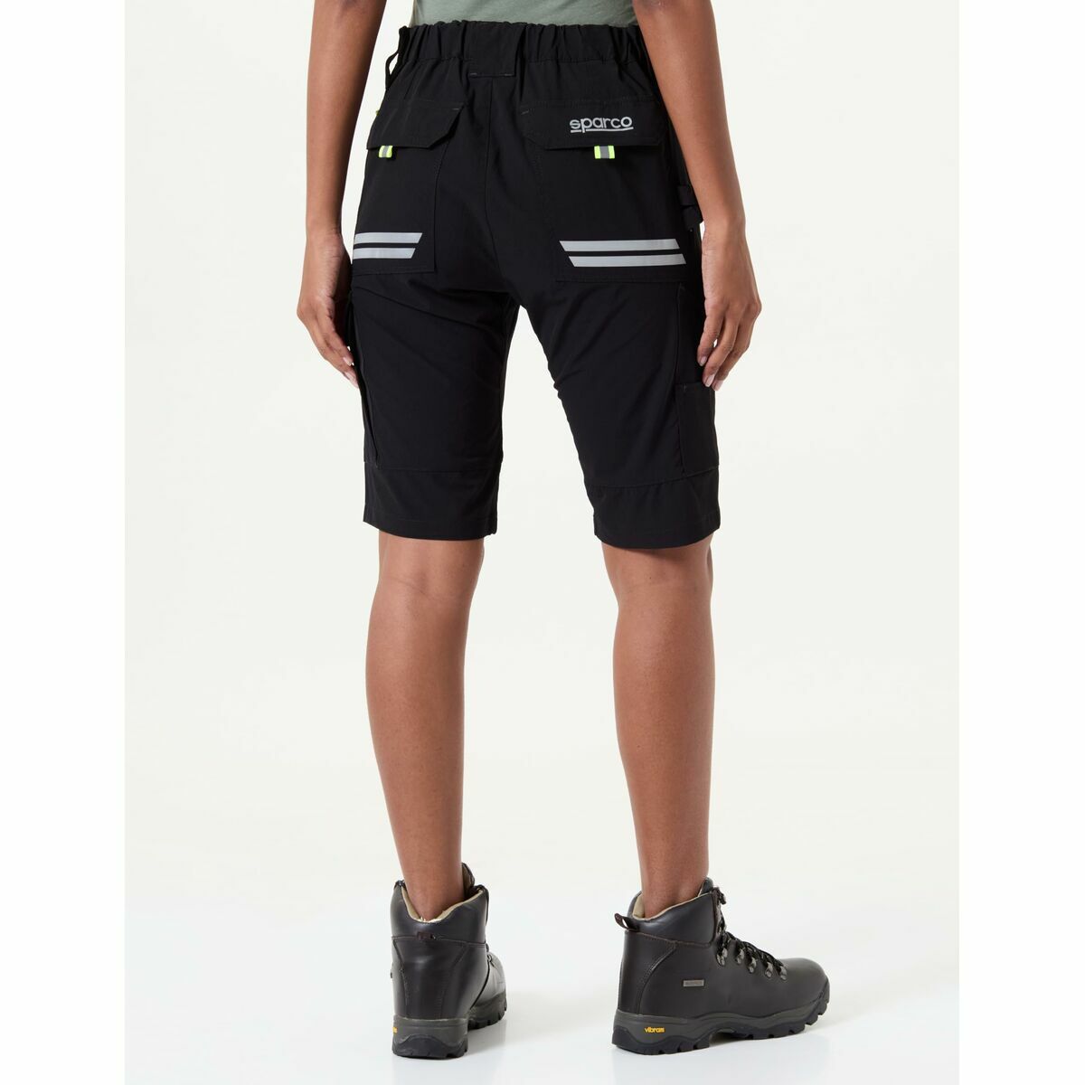 V3H02E19158BB839BB446ACA1990E41B980R6675972P9