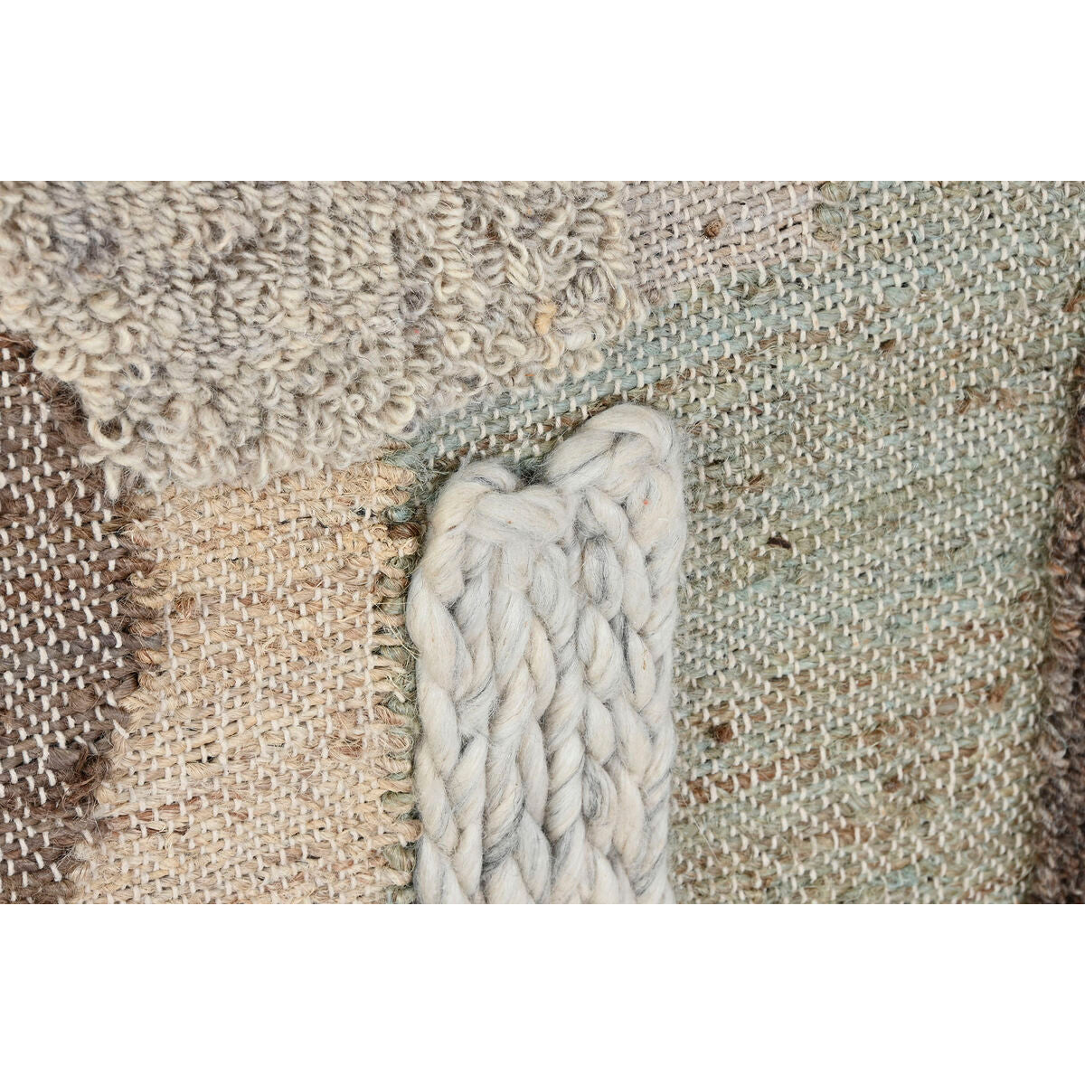 V8H657DAC755D3ECF0E406CF7F41ADAD78FR7092824P3