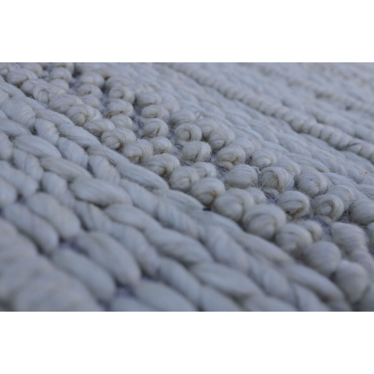 V4H30CFA1DB9D335EA5E206BC743F7E47B3R6736777P2