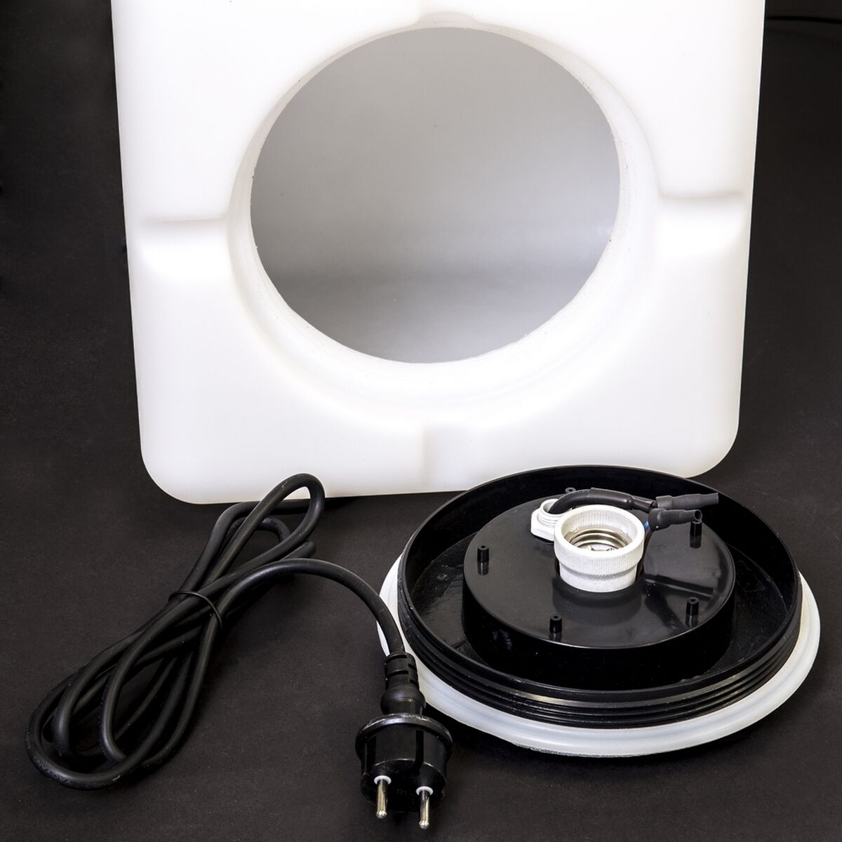 V7HE95A3ABE8DB27764EA3E9BBC4BBA070DR4045241P3