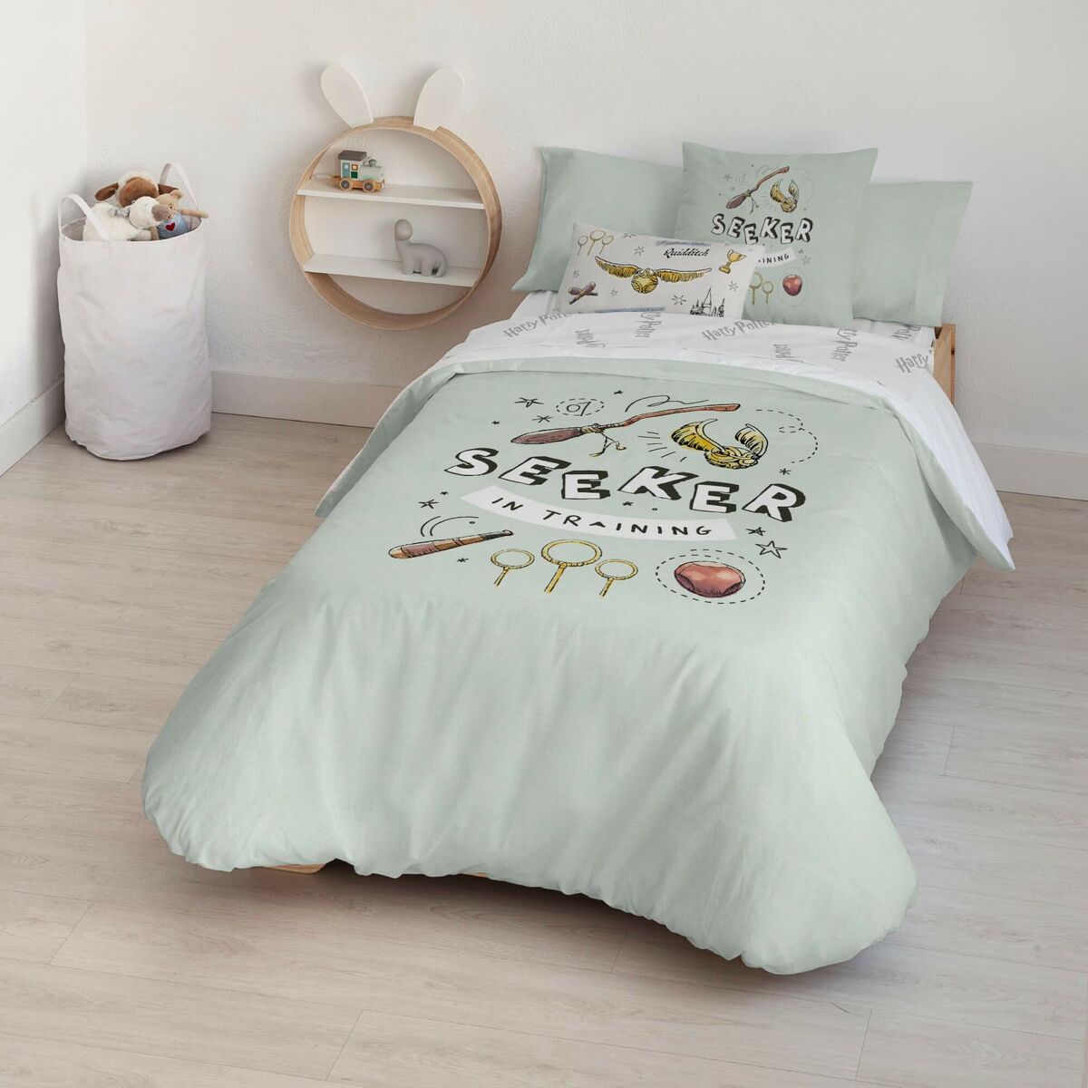 V6H97EBE0D272B1C76170A0826CC65D254DR4518505P5