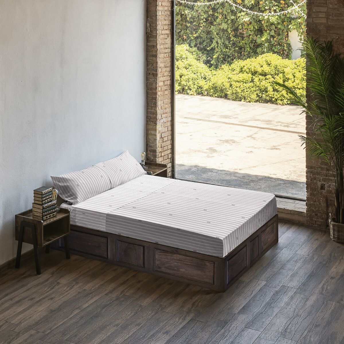 V7H8CF50609A90305B96F341CBA42D1B1C3R4237273P4