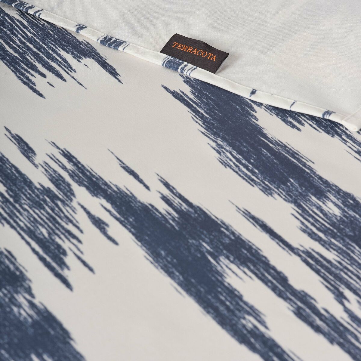 V6H747C89DEE893DDDDF3BD47BC568D4307R4839255P5