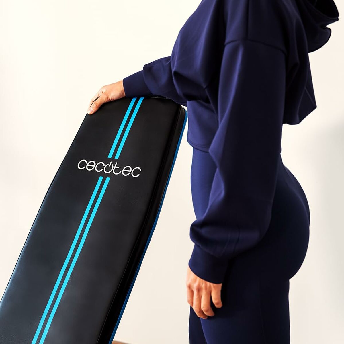 V3HB7F78D83C7022B7E5A27B06718AB56FER7401007P6