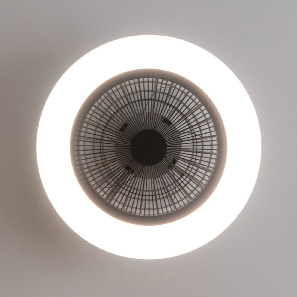 V9HFE3827065E897F0F9A5D865D398FB9EER7402883P3