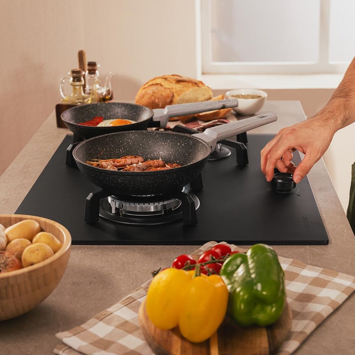 V3H835D333F5C5E48ACB7A728281046EA3CR7551689P7