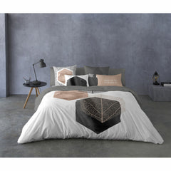 V2H07AAF490E5FAF075DBCCF5DCDCFD43B7R6926189P2