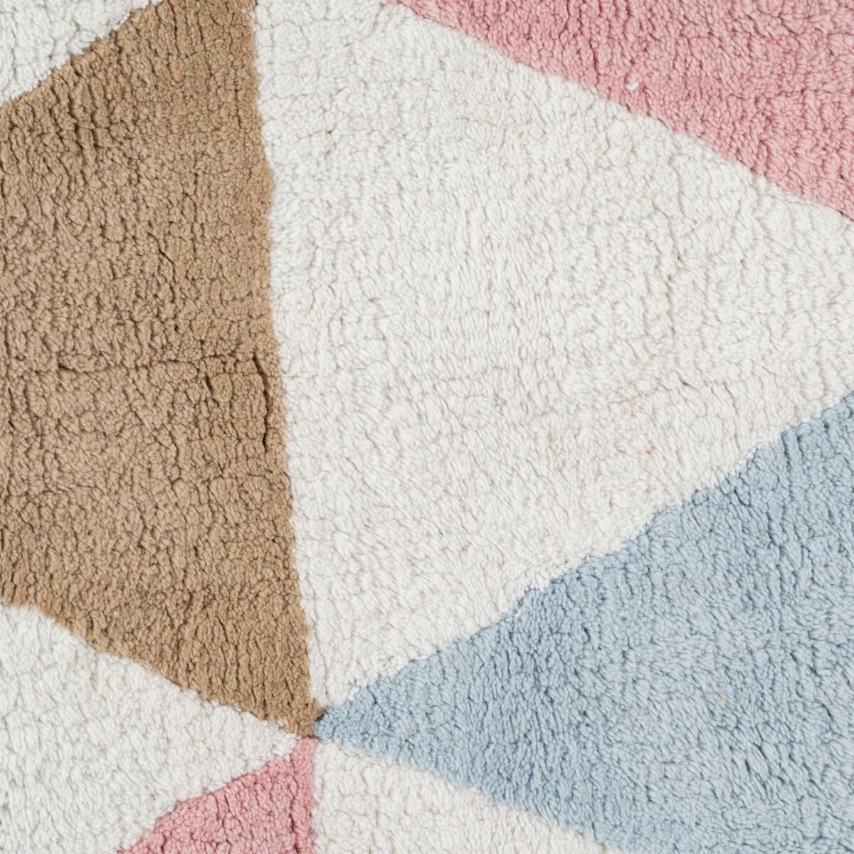 V6H3D852231D54D94A4A89857C0510996DBR5160352P3