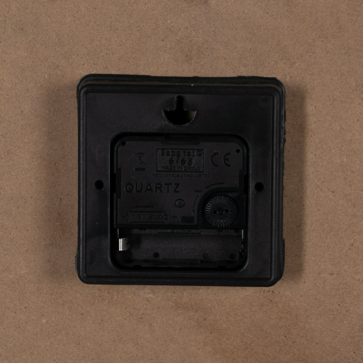 V6H5280FC2497BDC3CA5E2F0ADF68D16DD8R3676119P8