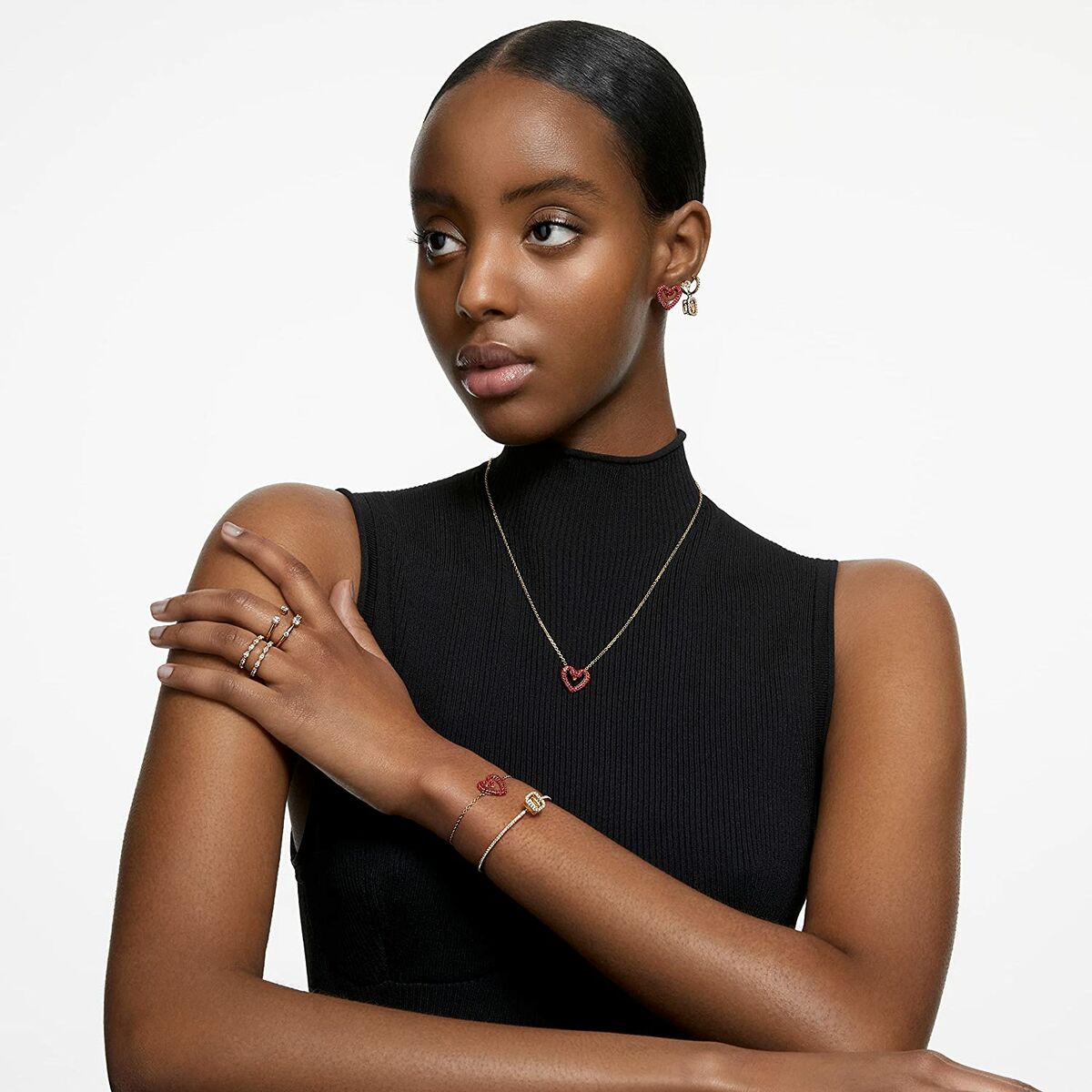 V6H70FBB8F35189F680783628A5C921F45CR7383338P6