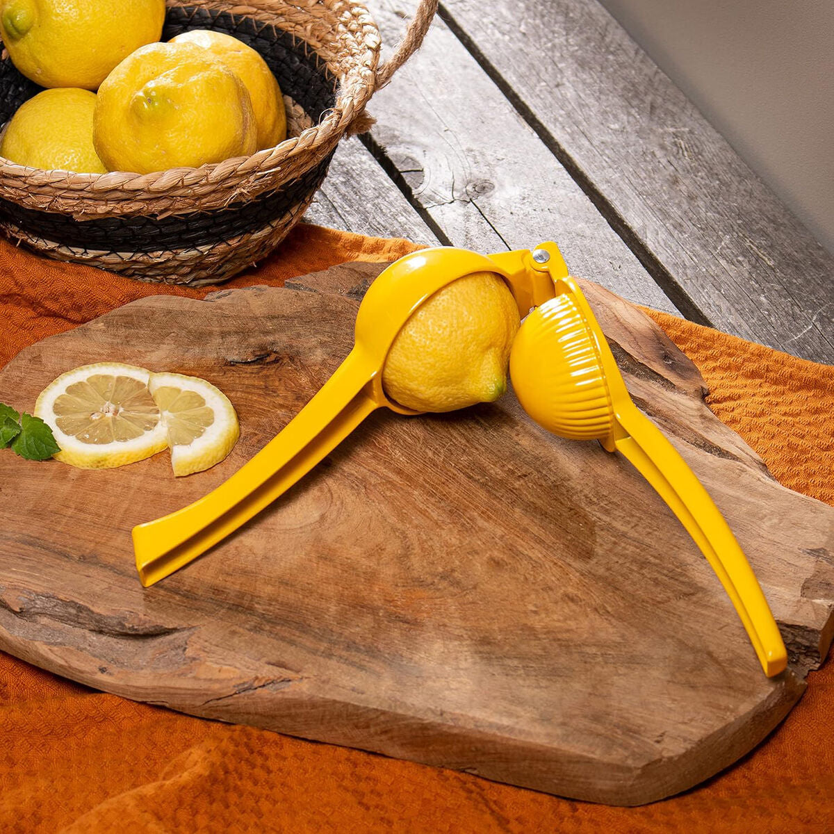 V3HE98863AEEFF9683264DAD2C94F352824R7562217P8