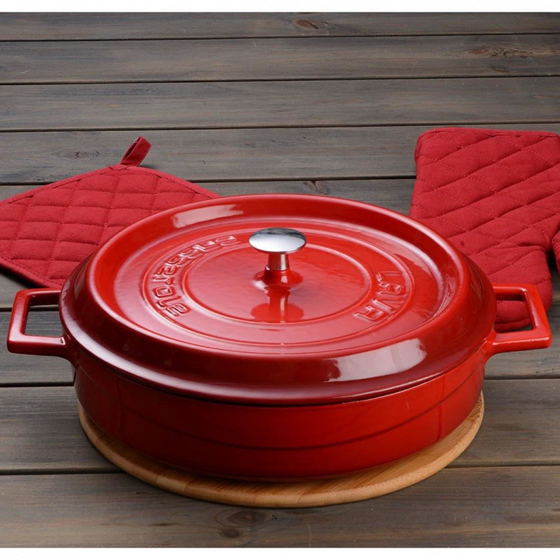 Lava Cast Iron Lava Enameled Cast Iron Skillet 11 inch-Edition Series Color: Red LV Y TV 28 EDT R